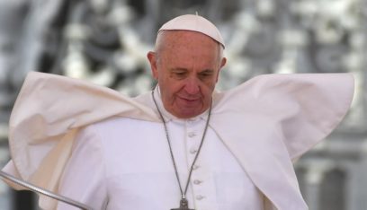 البابا فرنسيس هو رجل العام 2021
