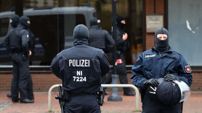 الشرطة الألمانية: حادث الطعن في قطار جنوبي البلاد لم يحمل طابعًا إرهابيًا