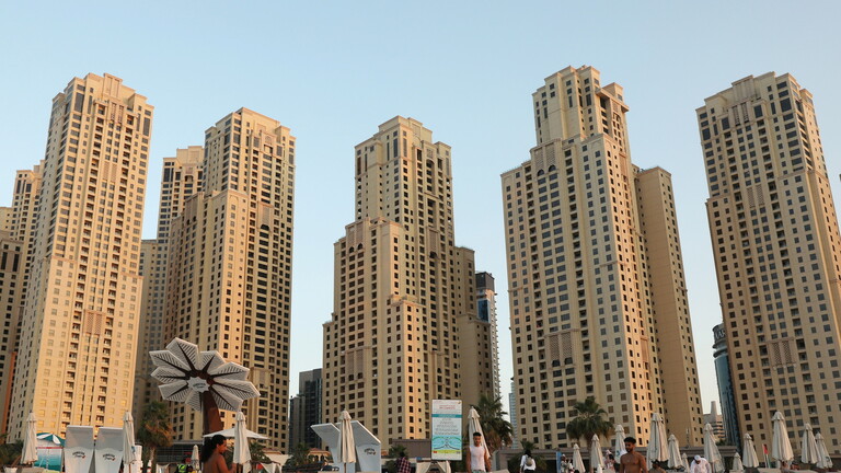 مصرف الإمارات المركزي يمدد خطة الدعم الاقتصادي