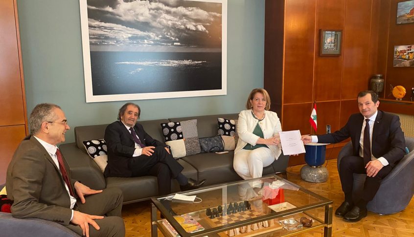 سفير لبنان في باريس استقبل وفداً من التجمّع اللبناني