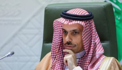 وزير الخارجية السعودية: نعمل على إعادة اللاجئين السوريين إلى وطنهم
