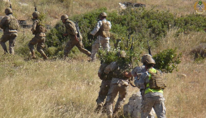 الجيش:  تمارين تدريبية ورمايات بالذخيرة الحيّة