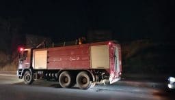 نجاة فريق الدفاع المدني اللبناني من الغارة التي استهدفت سيارة قرب طريق عام صور البرغلية