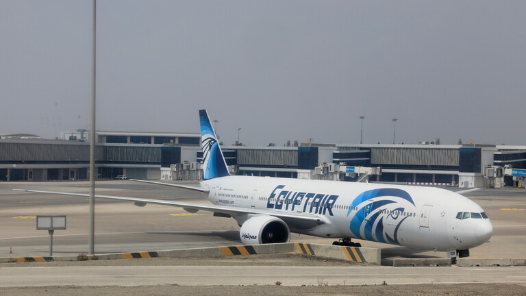 بلاغ بوجود قنبلة على إحدى طائرات “مصر للطيران”