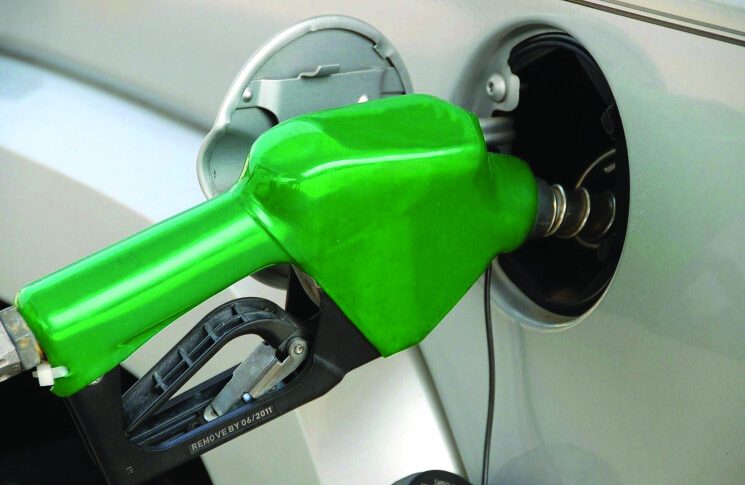 انخفاض اسعار البنزين والمازوت.. ماذا عن الغاز؟