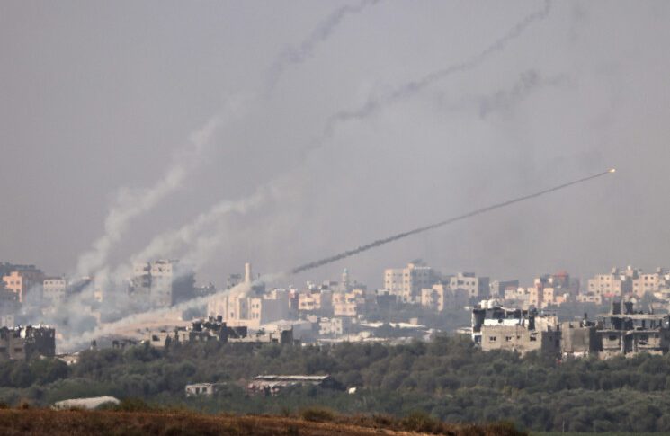 انفجار صواريخ اعتراضية إسرائيلية في أجواء قرى بالقطاع الشرقي من جنوب لبنان(الجزيرة)
