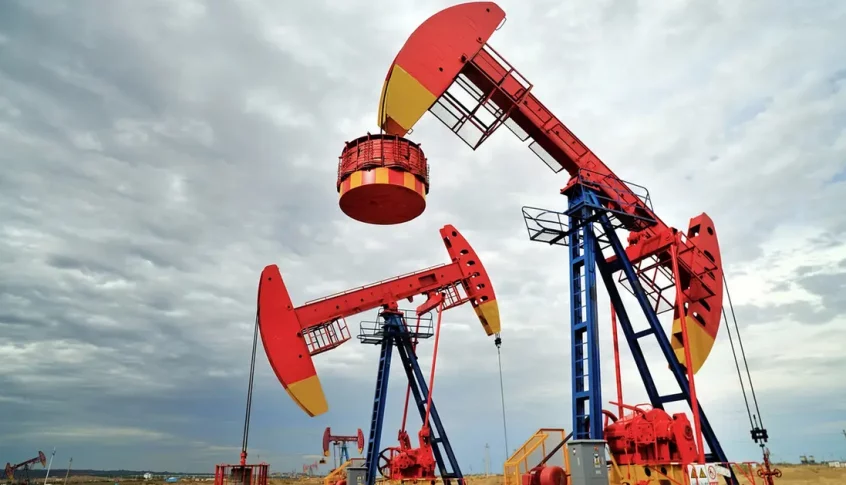 أسعار النفط تستقر مع ترقب السوق لاجتماع “أوبك+”