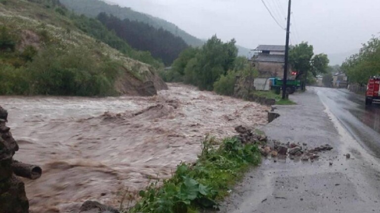 خسائر بشرية ومادية جراء فيضانات عارمة تجتاح شمالي أرمينيا