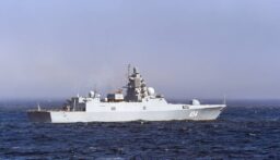 “في مهمة سلام”.. مجموعة سفن حربية روسية تصل سواحل فنزويلا