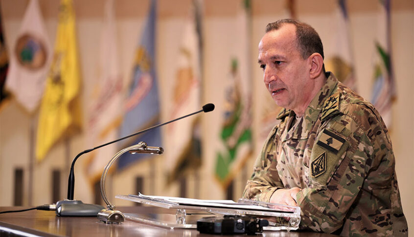 قائد الجيش عرض سبل دعم الجيش مع الممثلة المقيمة ل UNDP